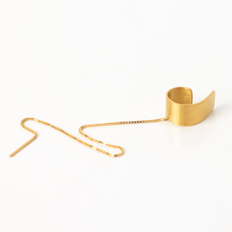 Simplicity Earcuff with Chain Gold